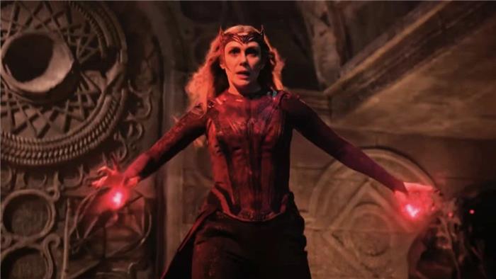 Elizabeth Olsen snakker om sin MCU -status etter 'Multiverse of Madness'