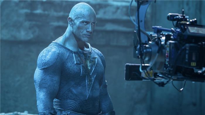 Le noir de DC, Adam Dwayne Johnson, partage une nouvelle image de The Reshoots