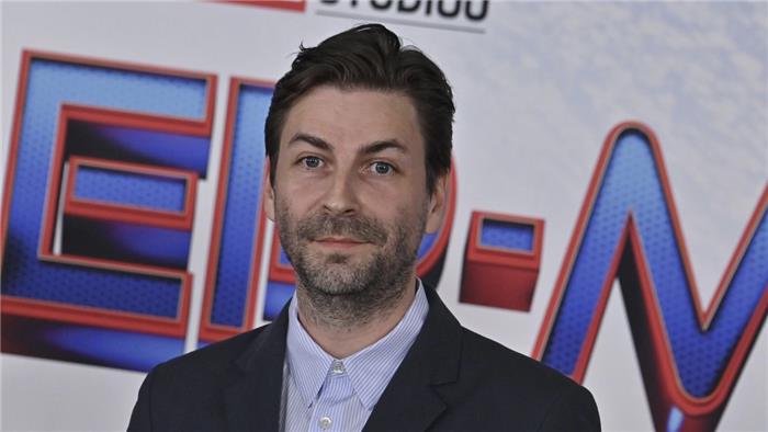 El director de MCU Spider-Man, Jon Watts, se reinicia 'Fantastic Four'