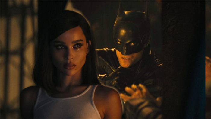 Zoë Kravitz elogia Robert Pattinson e Matt Reeves Il lavoro su The Batman 