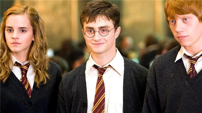 Por que Hermione escolheu Ron Weasley sobre Harry Potter?