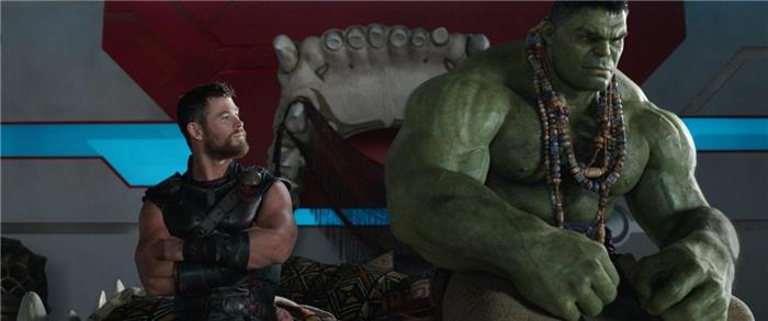 ¿Cómo llegó Hulk a Sakaar en Thor Ragnarok??