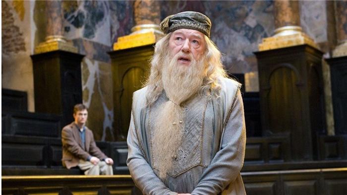 Hvorfor ignorerer Dumbledore Harry i phoenix orden?