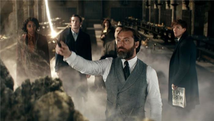 `` Fantastic Beasts 3 '' Jude Law confirme la date de sortie de la dernière bande-annonce