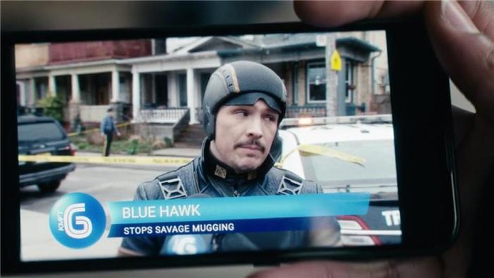 Hvem er Blue Hawk i guttenes sesong 3?